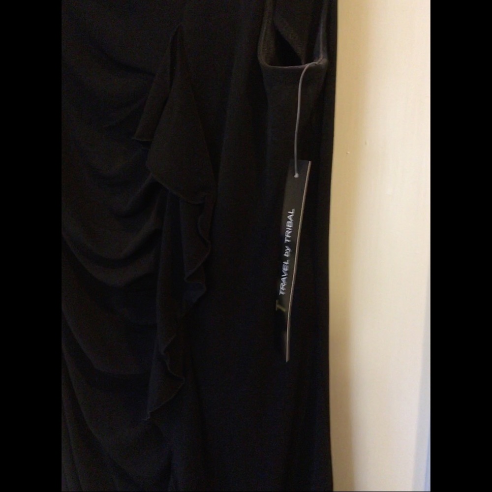 Perfect LBD w/ Ruching and Ruffle. NWT - Picture 7 of 8
